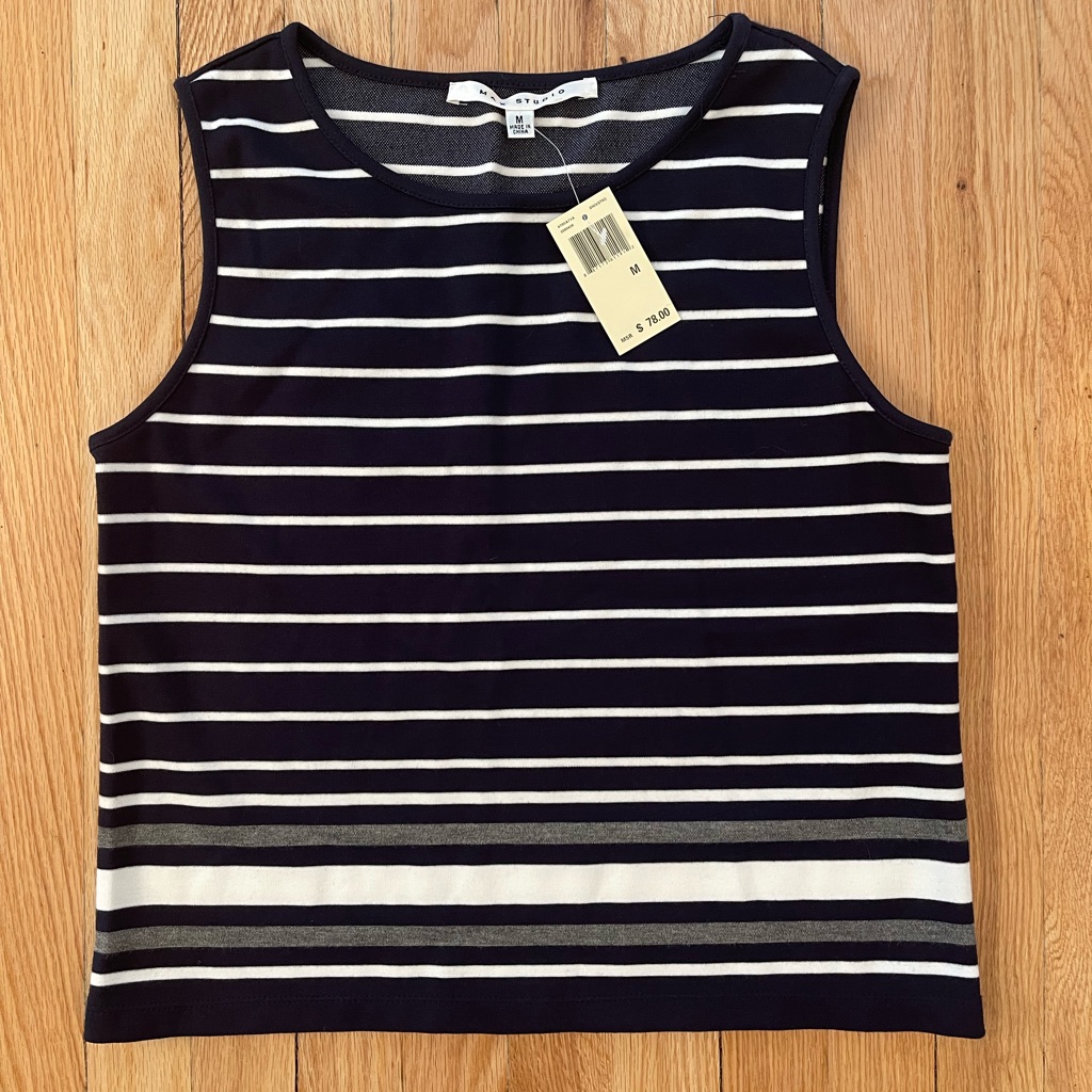 Max Studio Sleevless Top.